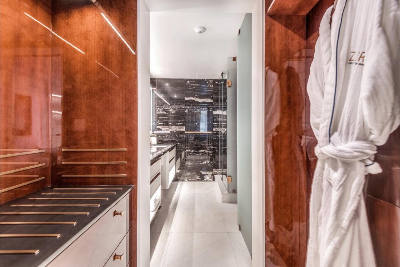 Hotel Azur Legacy Collection